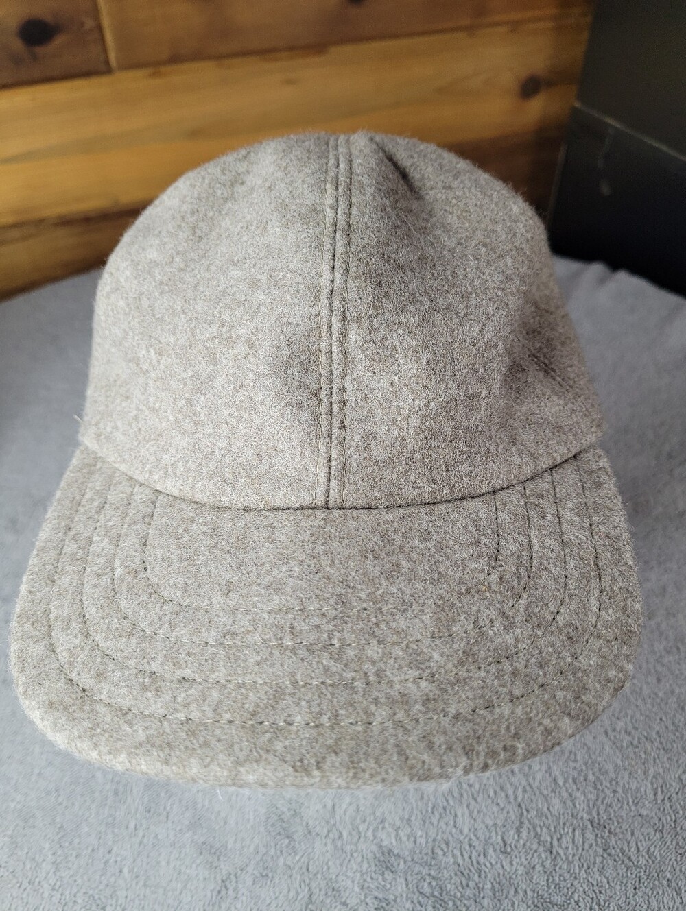 Stormy Kromer Wool Blend Cap Hat Size 7 1/2 Fitted Gray Beige USA